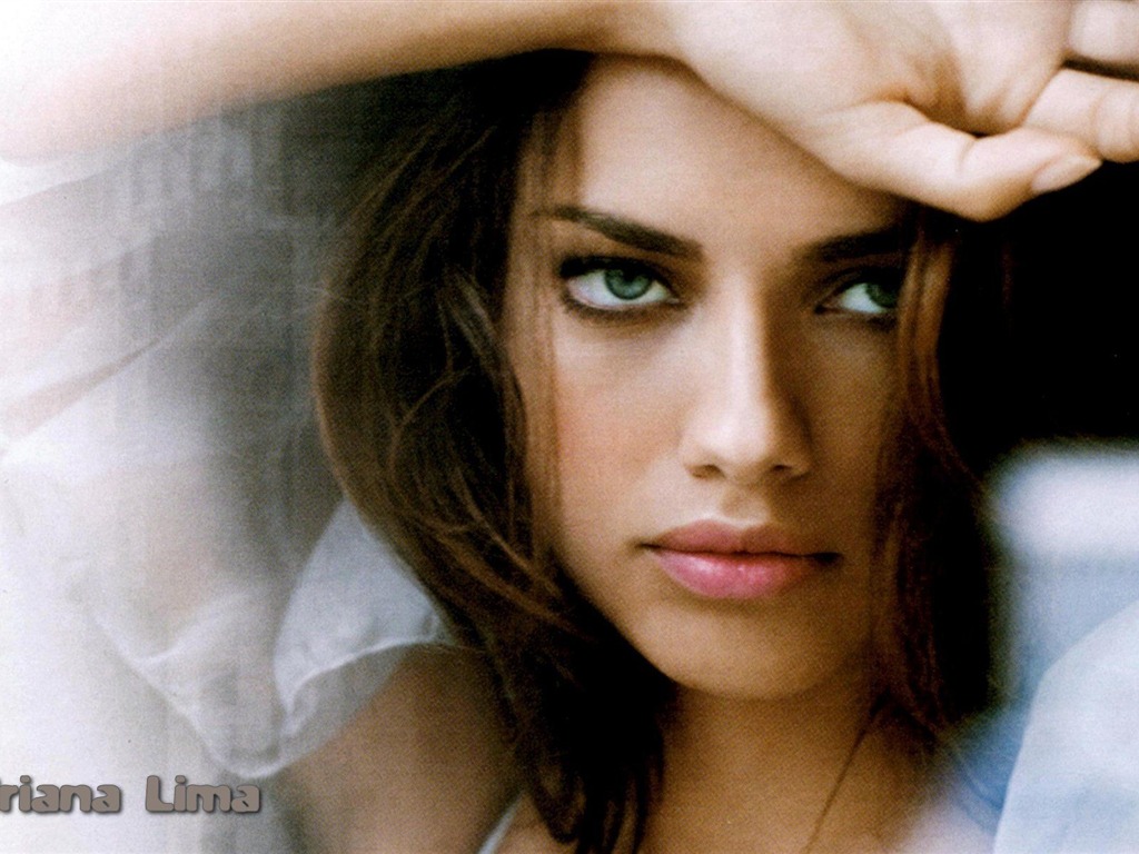 Adriana Lima #062 - 1024x768 Wallpapers Pictures Photos Images