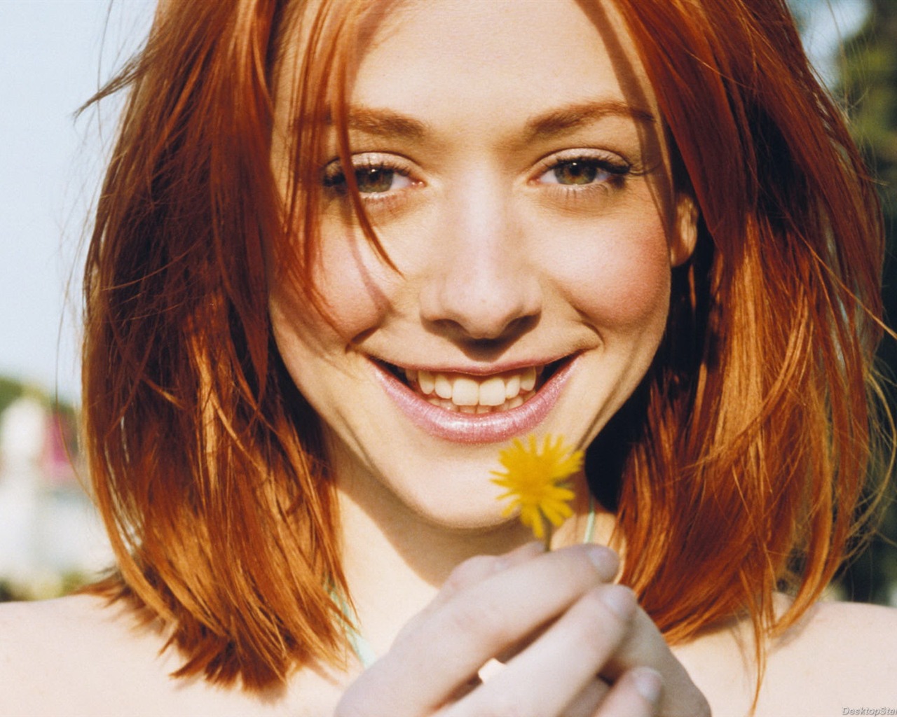Alyson Hannigan #001 - 1280x1024 Wallpapers Pictures Photos Images