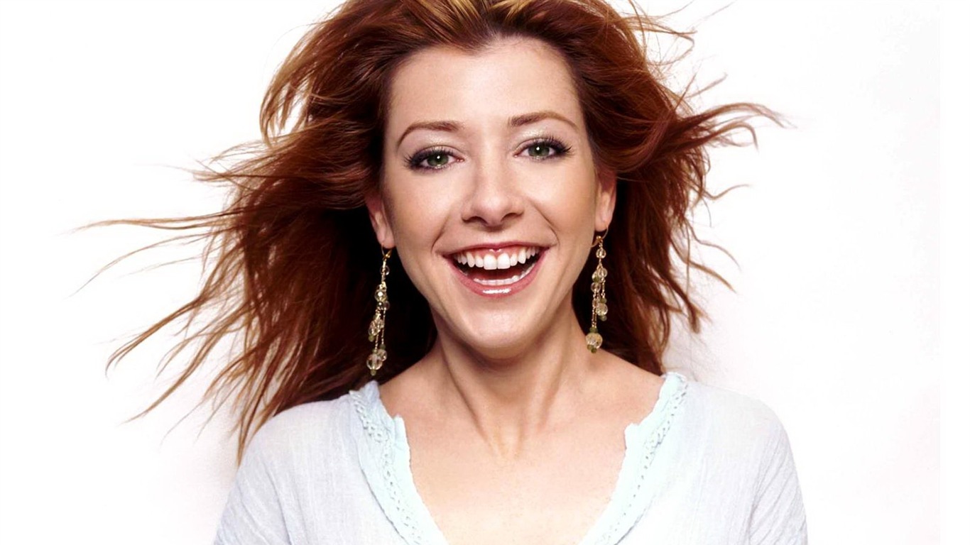 Alyson Hannigan #004 - 1366x768 Wallpapers Pictures Photos Images