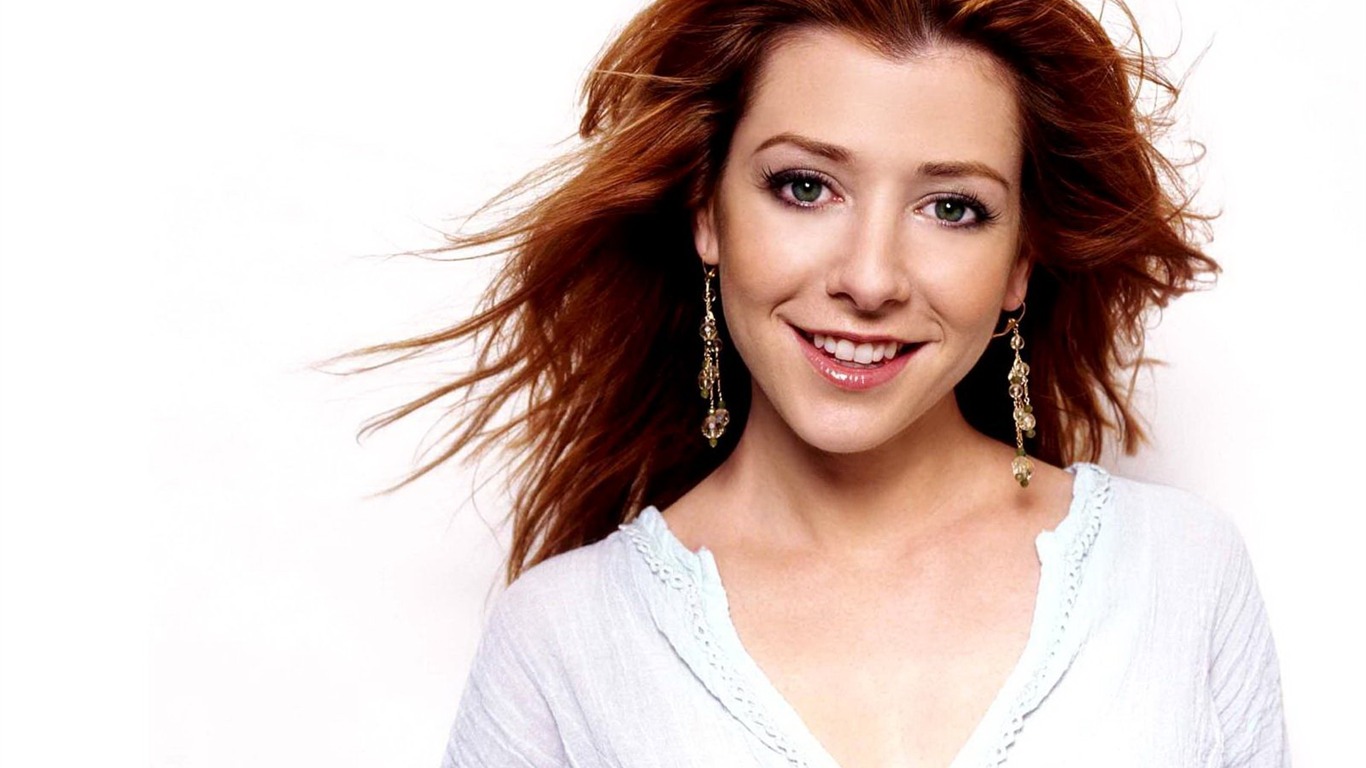 Alyson Hannigan #005 - 1366x768 Wallpapers Pictures Photos Images