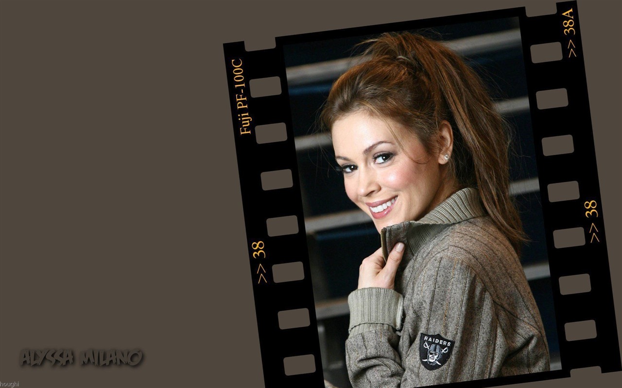 Alyssa Milano #038 - 1280x800 Wallpapers Pictures Photos Images