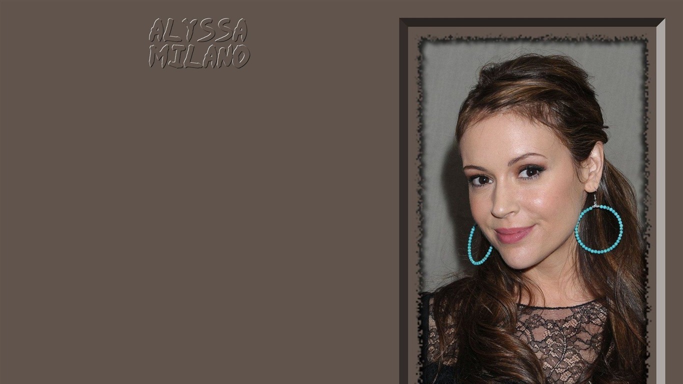Alyssa Milano #037 - 1366x768 Wallpapers Pictures Photos Images