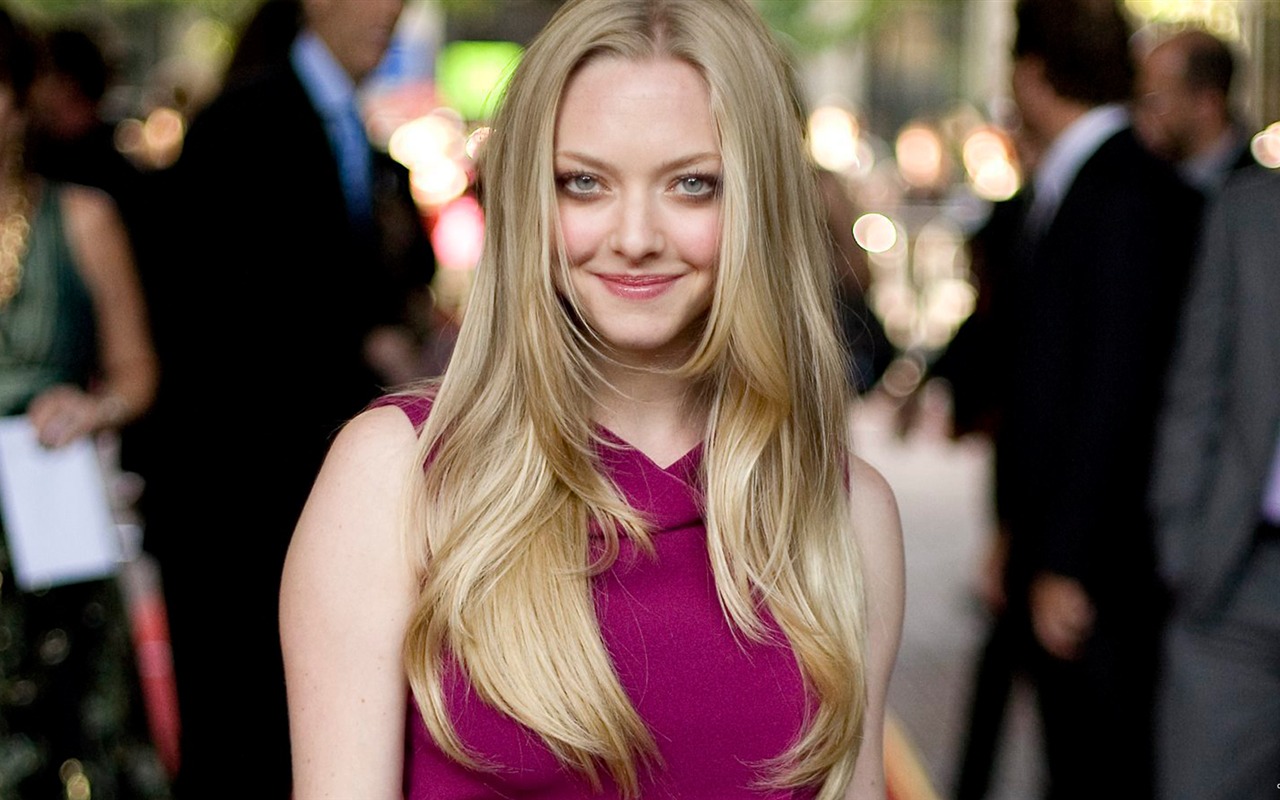 Amanda Seyfried #015 - 1280x800 Wallpapers Pictures Photos Images