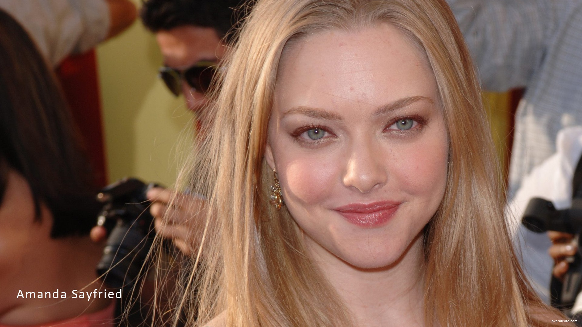 Amanda Seyfried #013 - 1920x1080 Wallpapers Pictures Photos Images