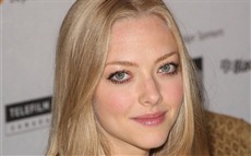 Amanda Seyfried #003 Wallpapers Pictures Photos Images
