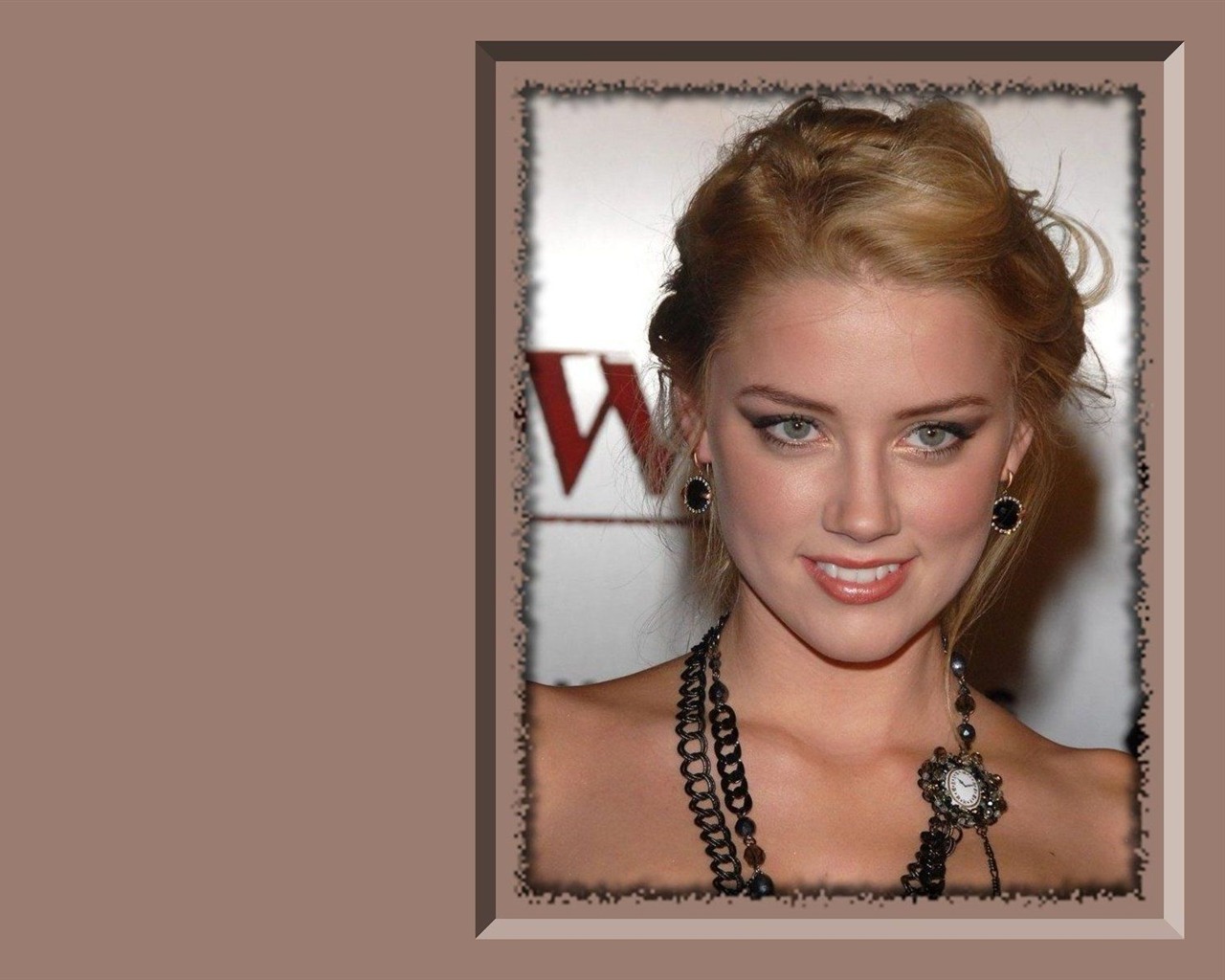 Amber Heard #014 - 1280x1024 Wallpapers Pictures Photos Images