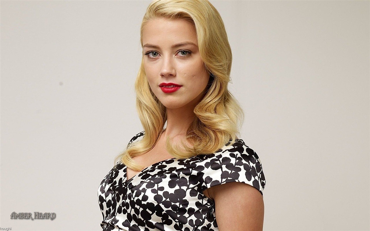 Amber Heard #007 - 1280x800 Wallpapers Pictures Photos Images