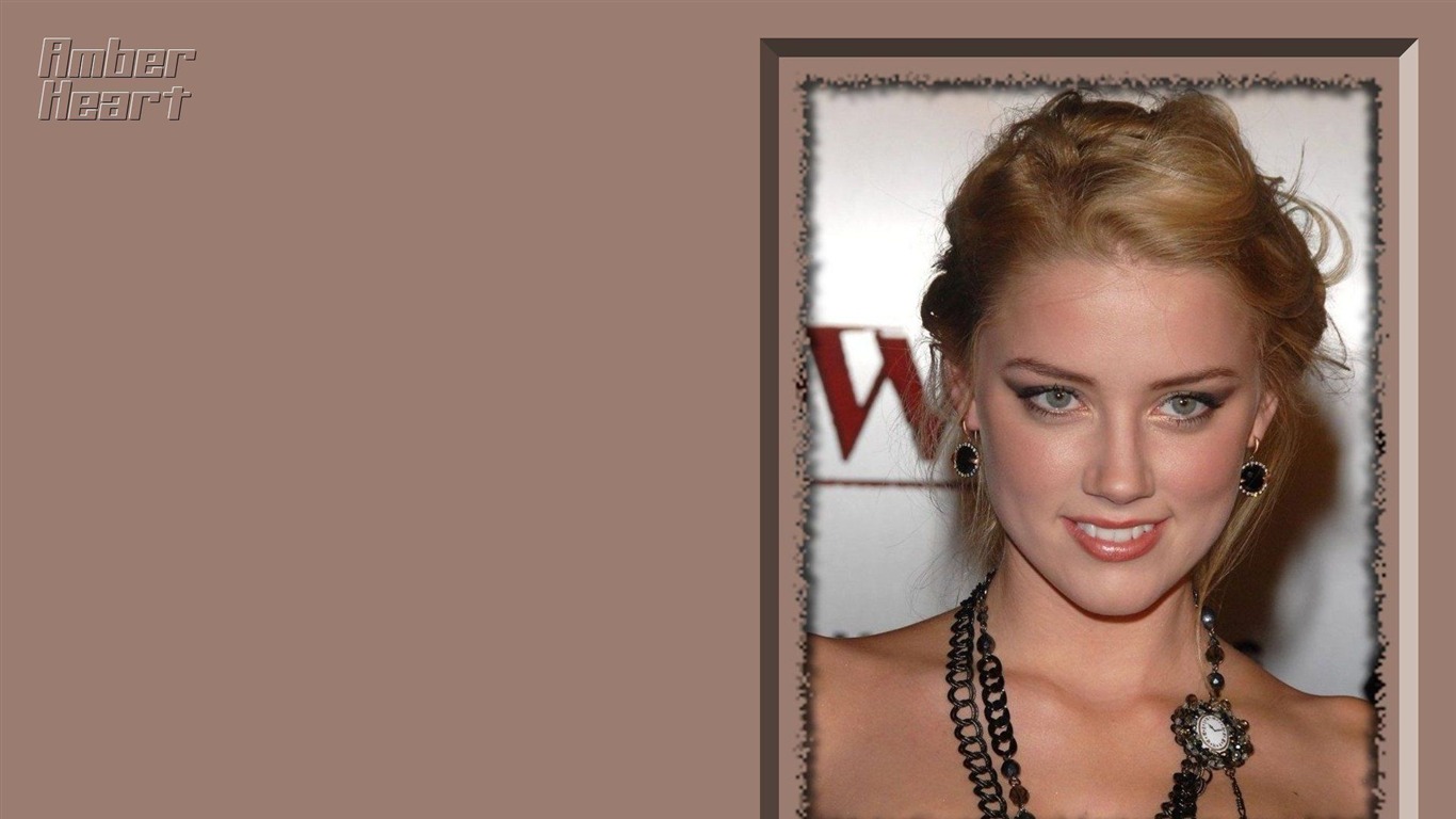 Amber Heard #014 - 1366x768 Wallpapers Pictures Photos Images
