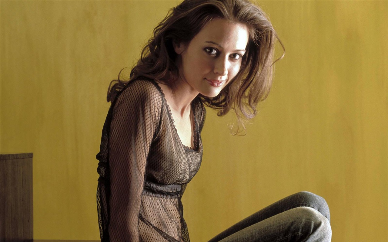 Amy Acker #005 - 1280x800 Wallpapers Pictures Photos Images
