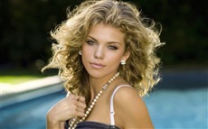 AnnaLynne McCord #001 Wallpapers Pictures Photos Images
