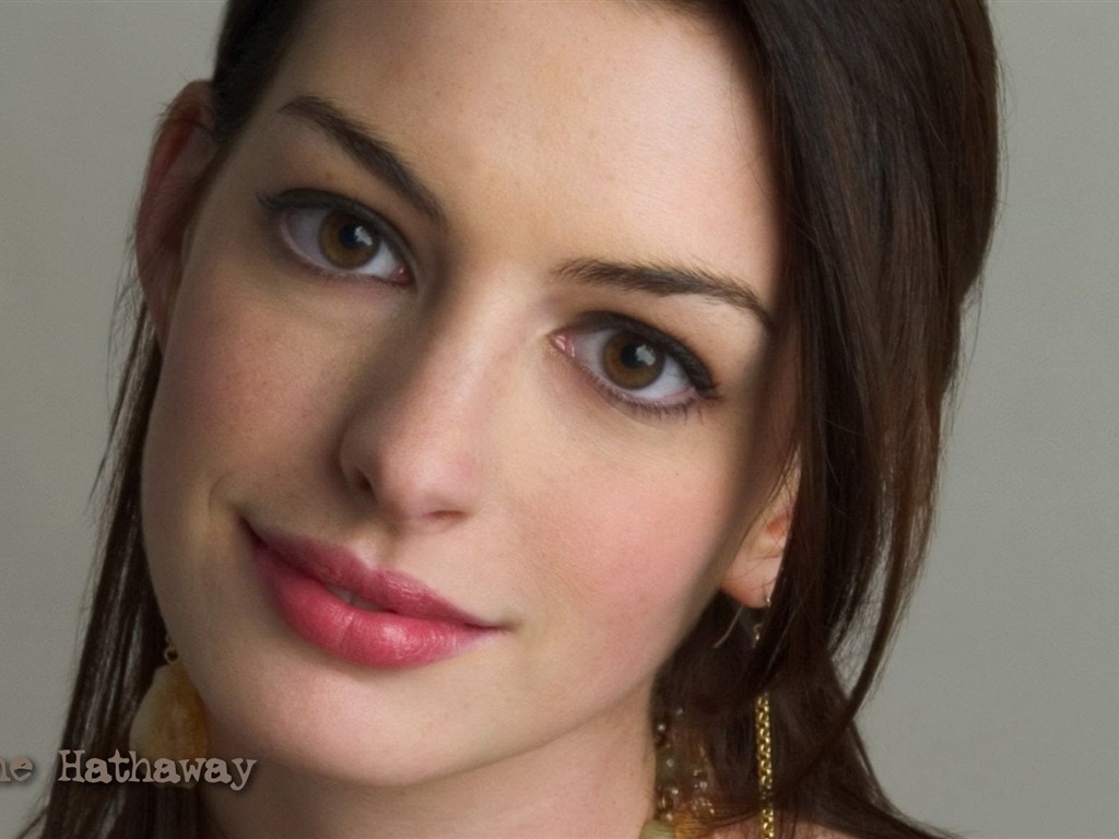 Anne Hathaway #042 - 1024x768 Wallpapers Pictures Photos Images