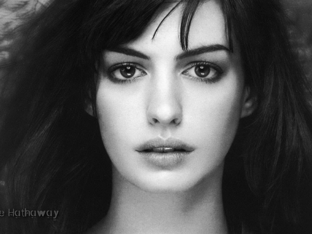 Anne Hathaway #045 - 1024x768 Wallpapers Pictures Photos Images
