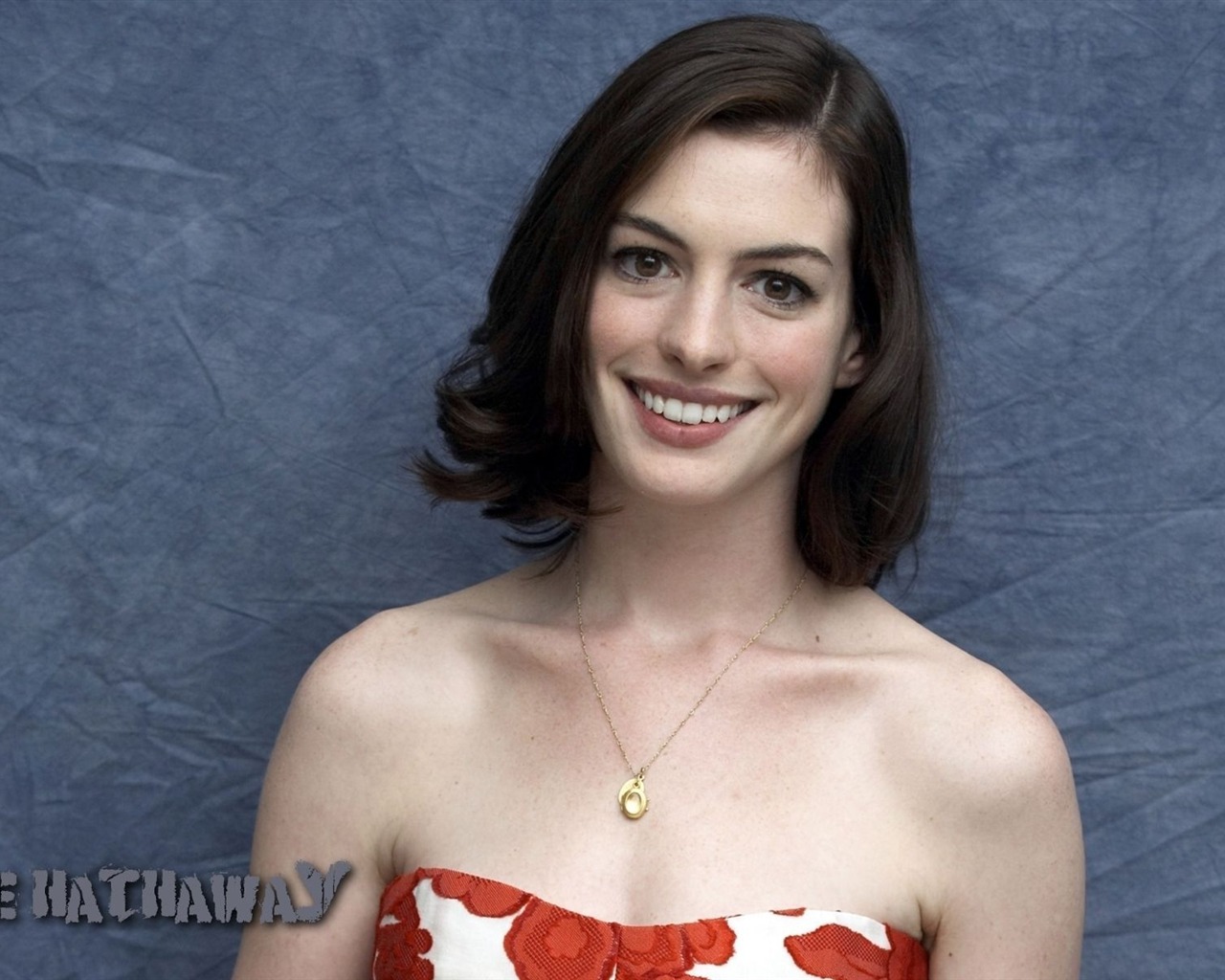 Anne Hathaway #035 - 1280x1024 Wallpapers Pictures Photos Images