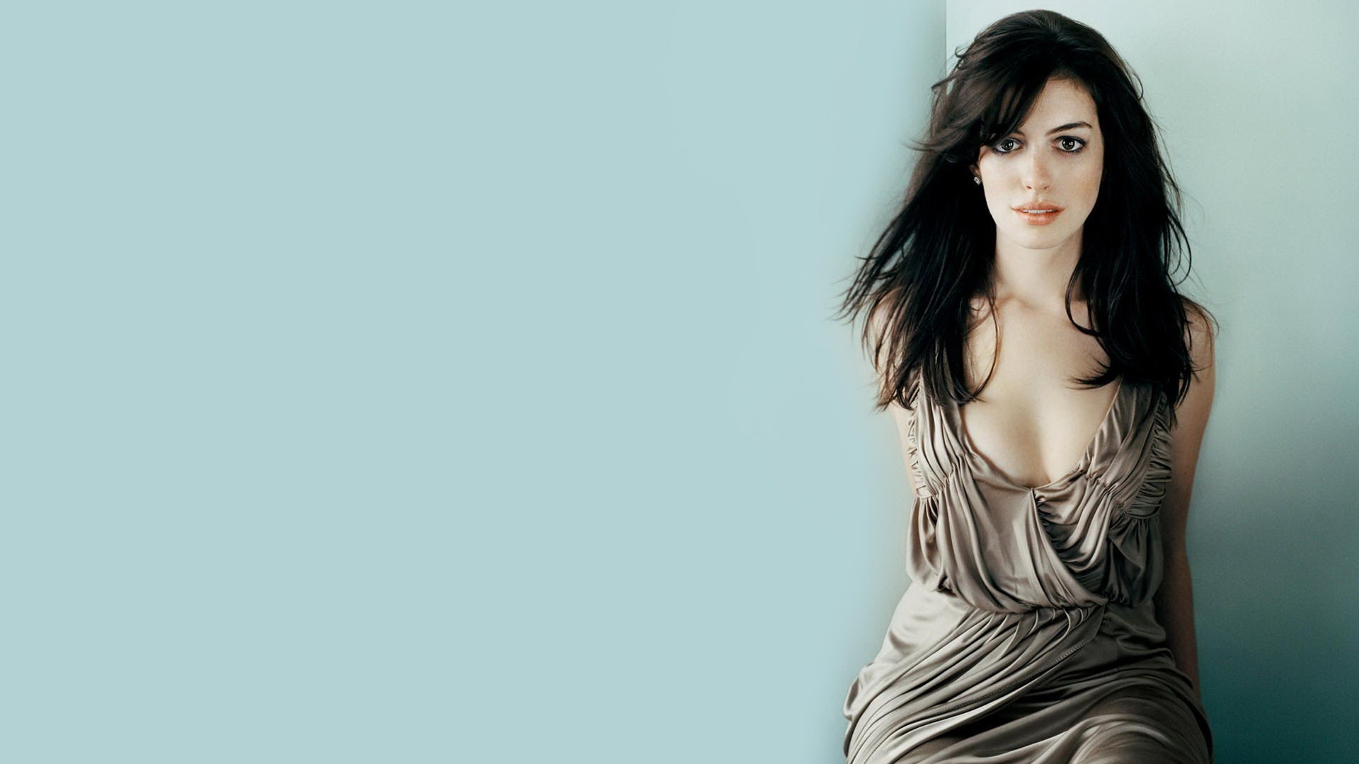 Anne Hathaway #013 - 1920x1080 Wallpapers Pictures Photos Images