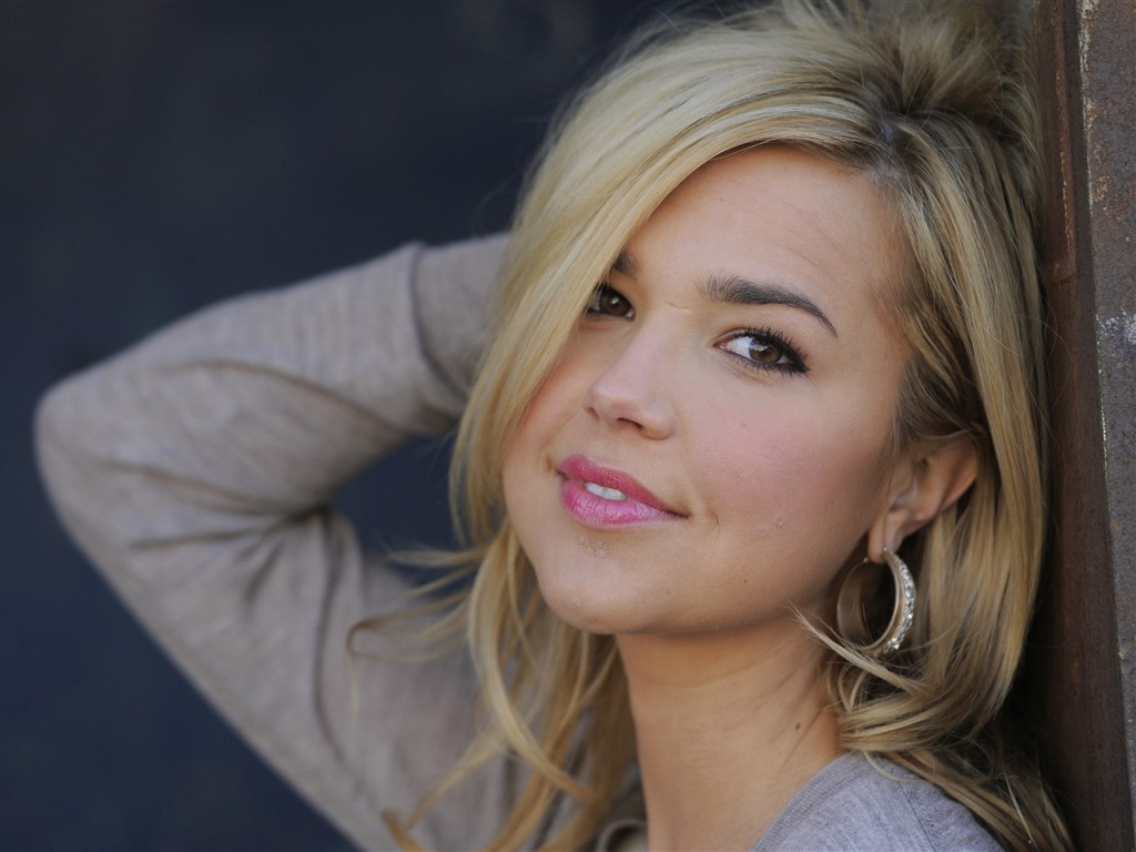 Arielle Kebbel #003 - 1024x768 Wallpapers Pictures Photos Images