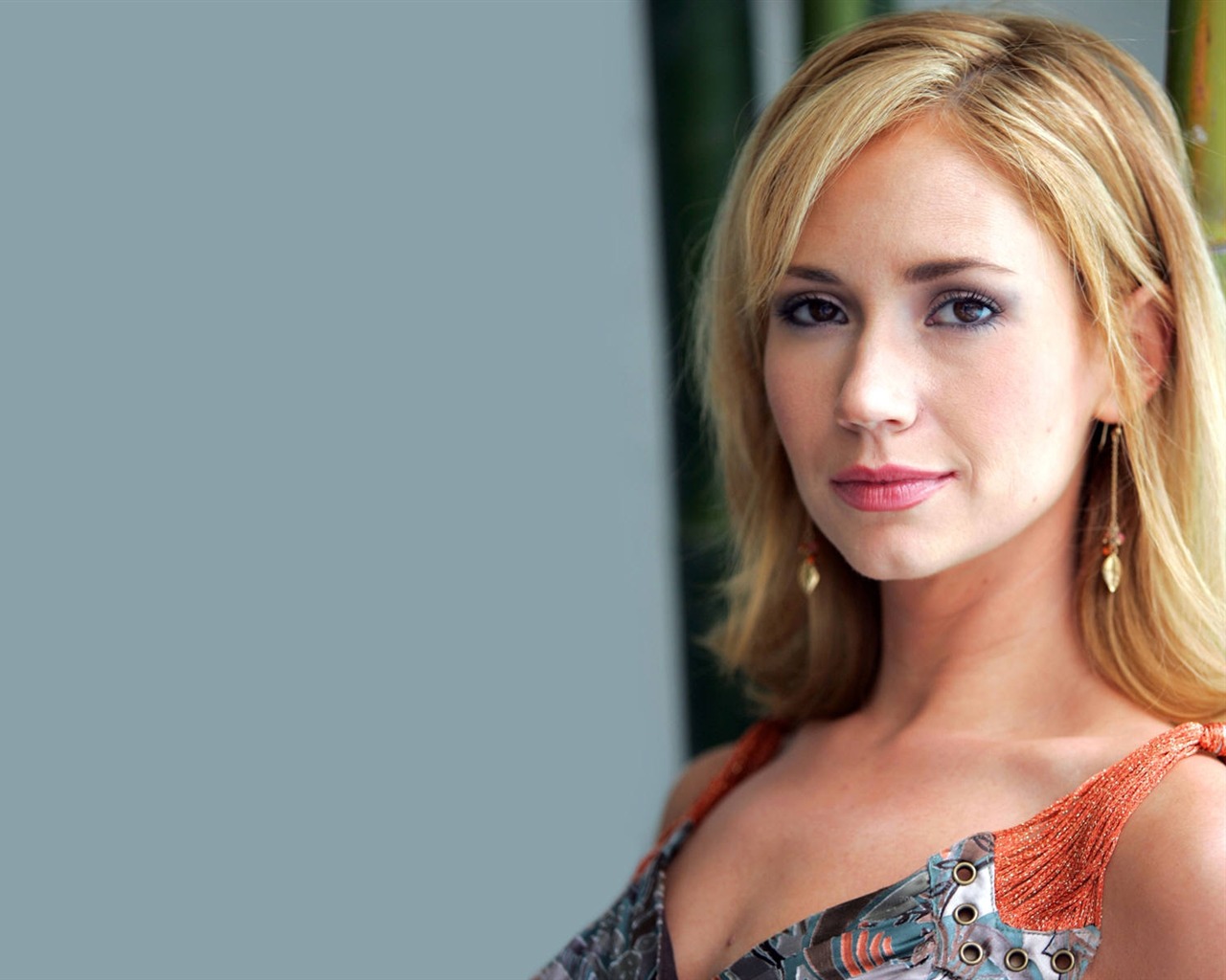 Ashley Jones #008 - 1280x1024 Wallpapers Pictures Photos Images