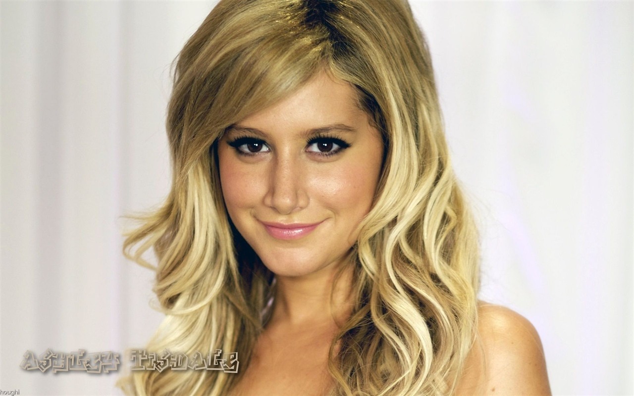 Ashley Tisdale #024 - 1280x800 Wallpapers Pictures Photos Images