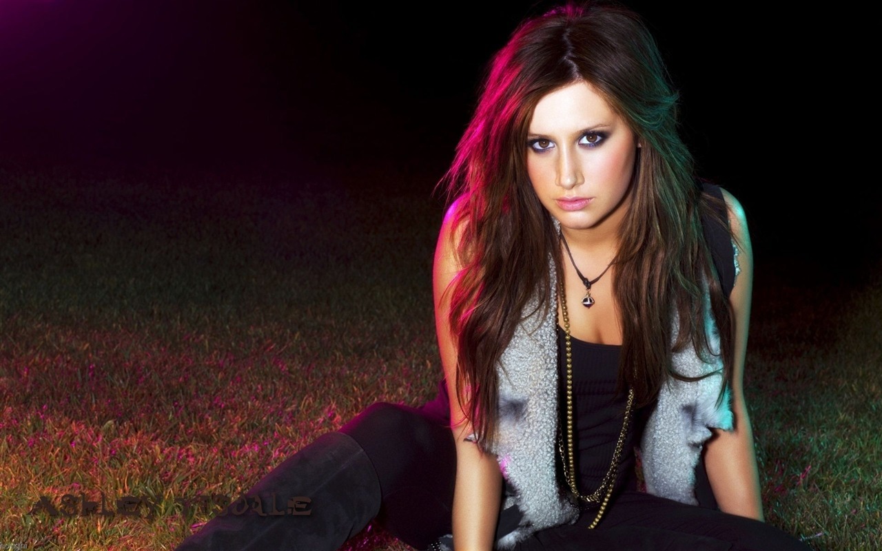 Ashley Tisdale #091 - 1280x800 Wallpapers Pictures Photos Images