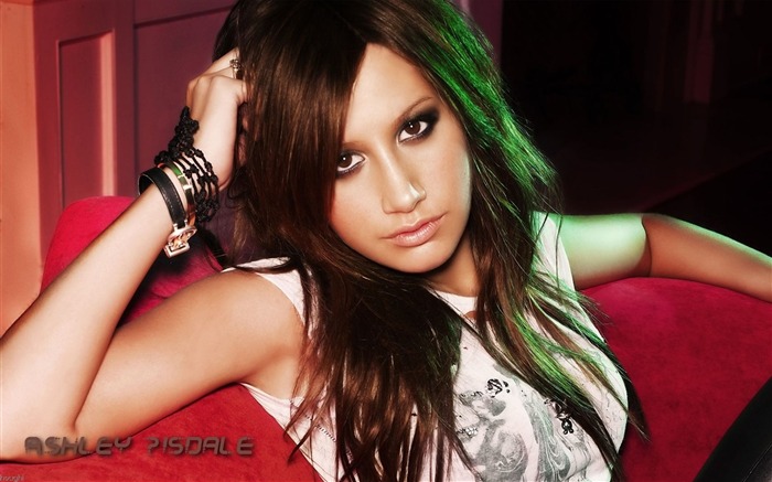 Ashley Tisdale #057 Wallpapers Pictures Photos Images Backgrounds