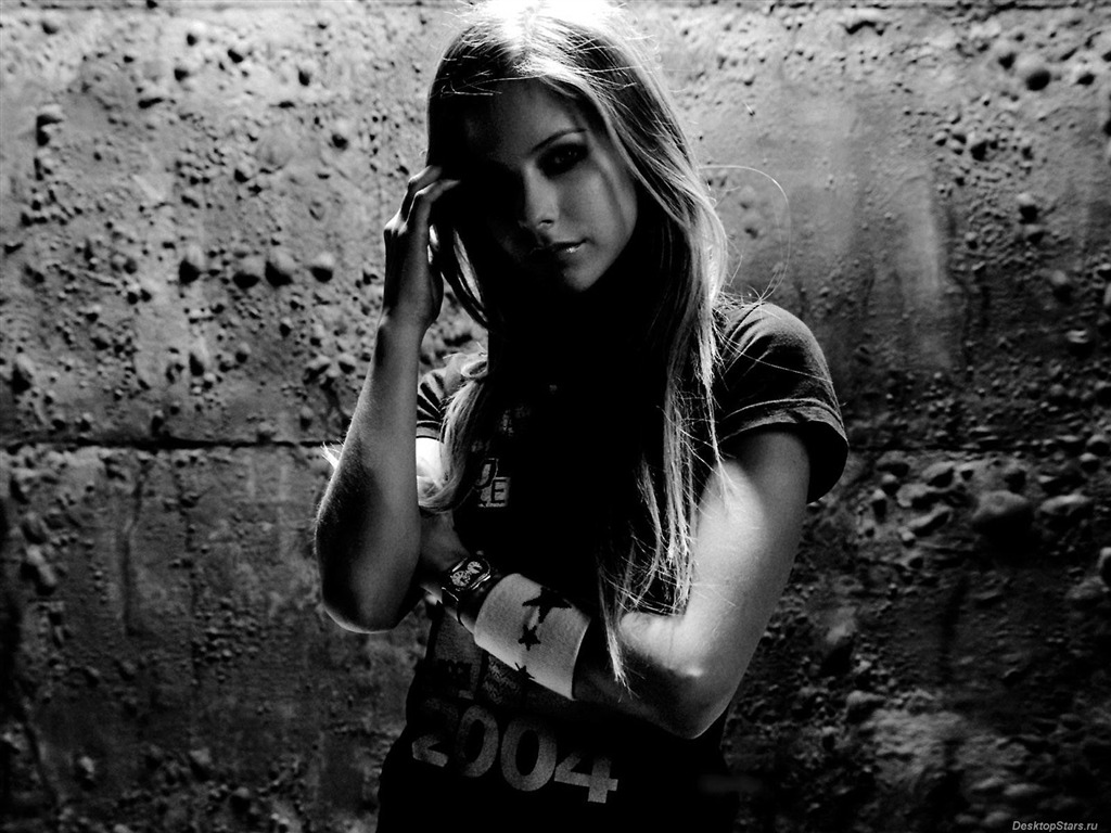 Avril Lavigne #009 - 1024x768 Wallpapers Pictures Photos Images