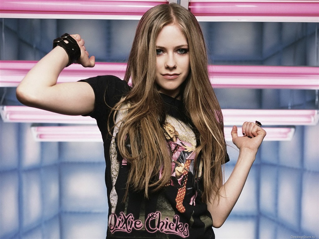 Avril Lavigne #014 - 1024x768 Wallpapers Pictures Photos Images
