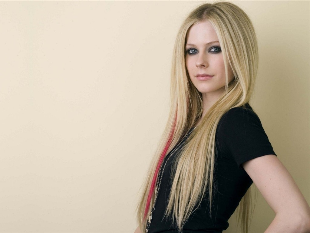 Avril Lavigne #069 - 1024x768 Wallpapers Pictures Photos Images