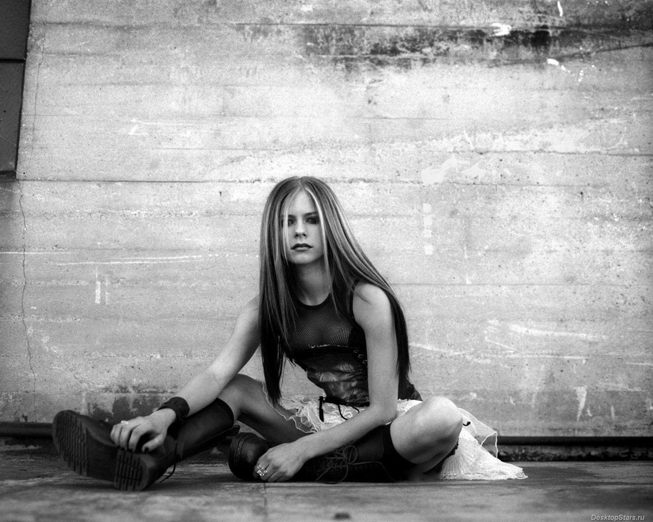 Avril Lavigne #007 - 1280x1024 Wallpapers Pictures Photos Images