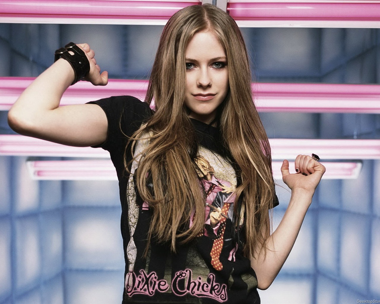 Avril Lavigne #014 - 1280x1024 Wallpapers Pictures Photos Images