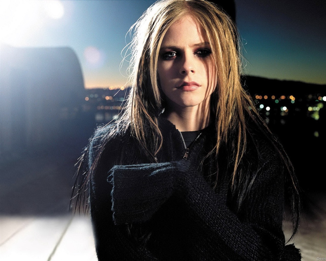 Avril Lavigne #024 - 1280x1024 Wallpapers Pictures Photos Images