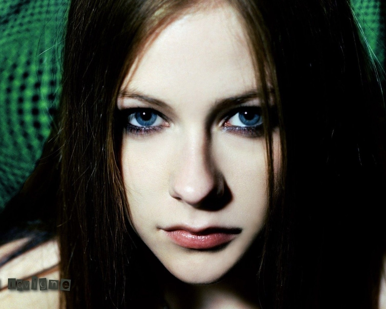 Avril Lavigne #082 - 1280x1024 Wallpapers Pictures Photos Images