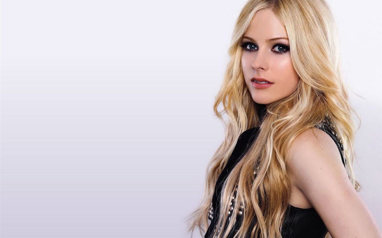 Avril Lavigne #040 - 1280x800 Wallpapers Pictures Photos Images