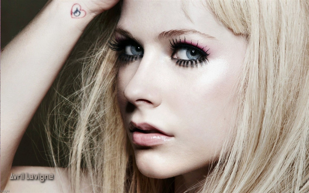 Avril Lavigne #074 - 1280x800 Wallpapers Pictures Photos Images