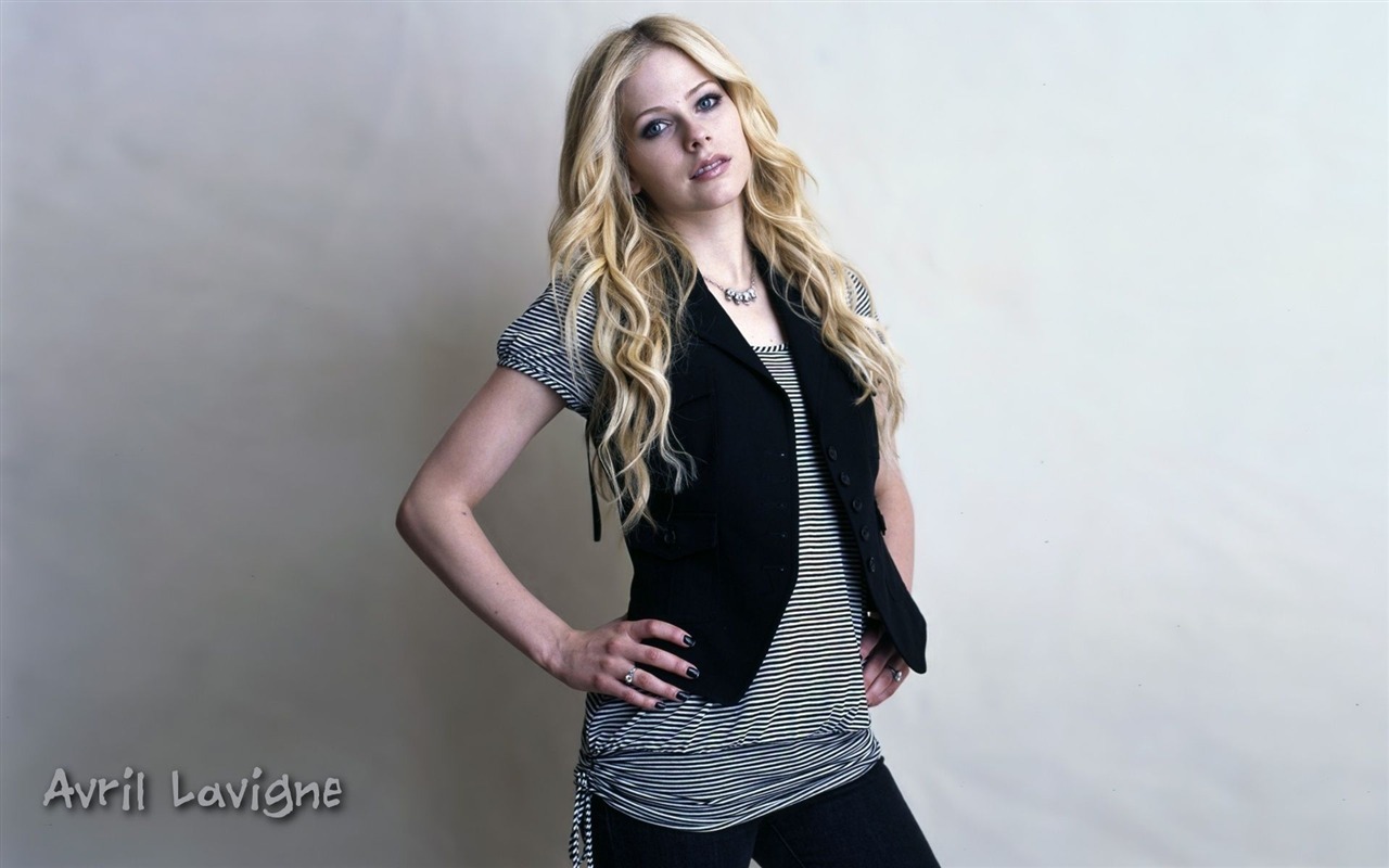 Avril Lavigne #076 - 1280x800 Wallpapers Pictures Photos Images