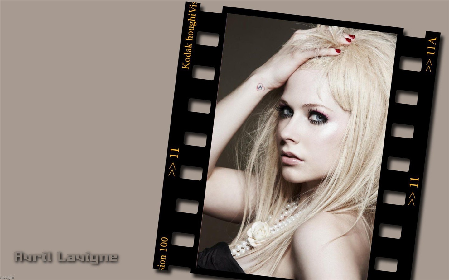 Avril Lavigne #090 - 1440x900 Wallpapers Pictures Photos Images