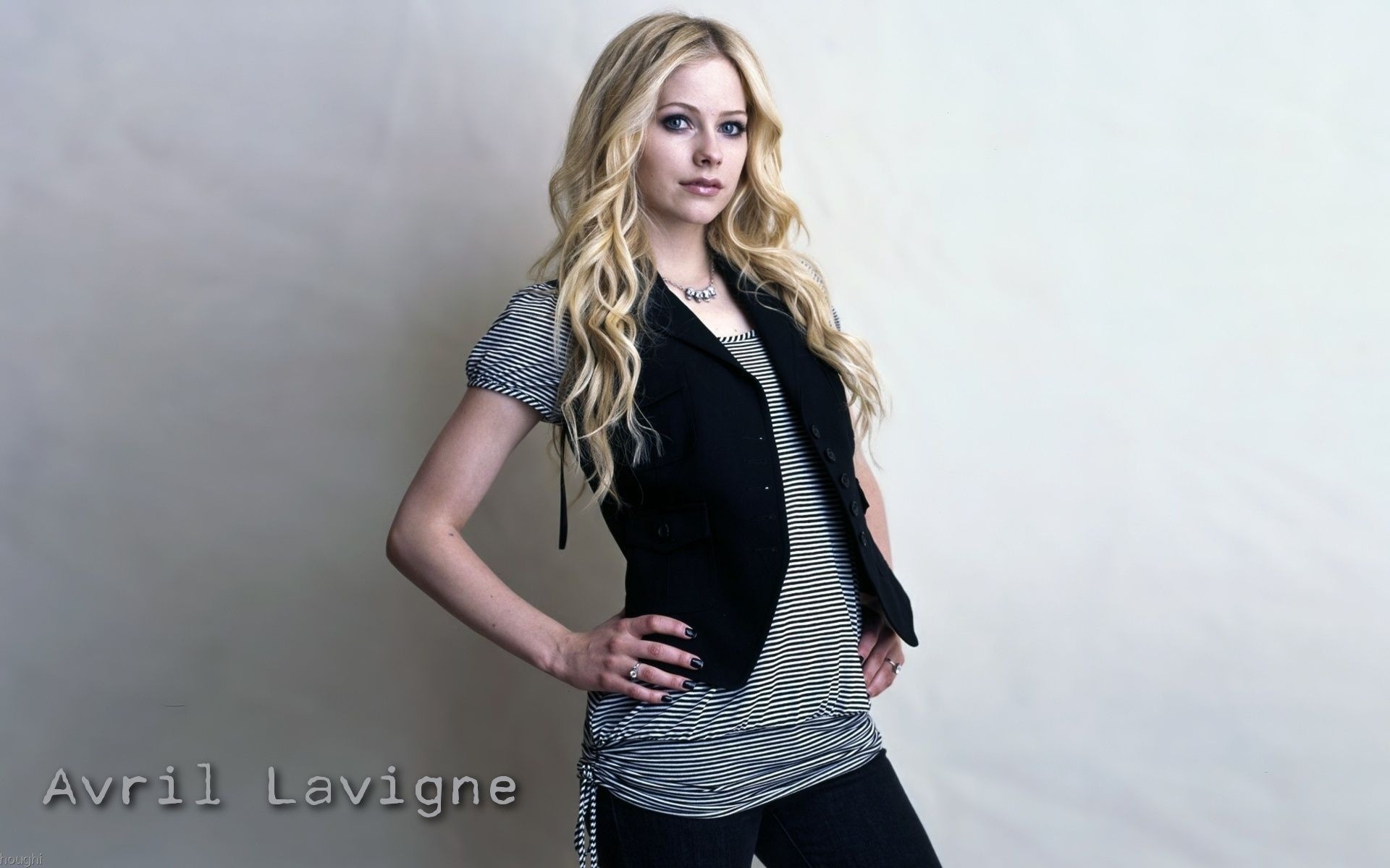 Avril Lavigne #072 - 1920x1200 Wallpapers Pictures Photos Images