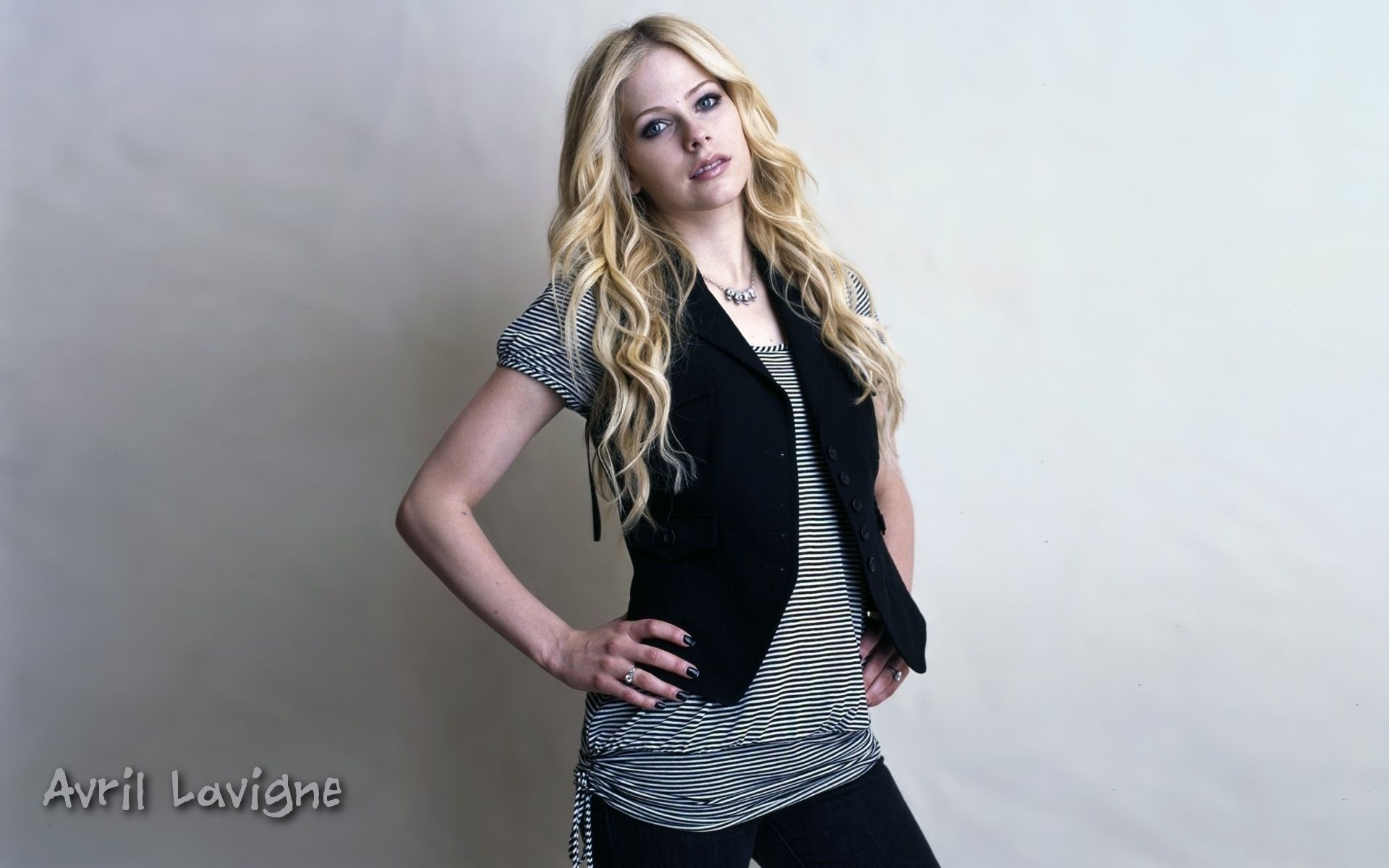 Avril Lavigne #076 - 1920x1200 Wallpapers Pictures Photos Images