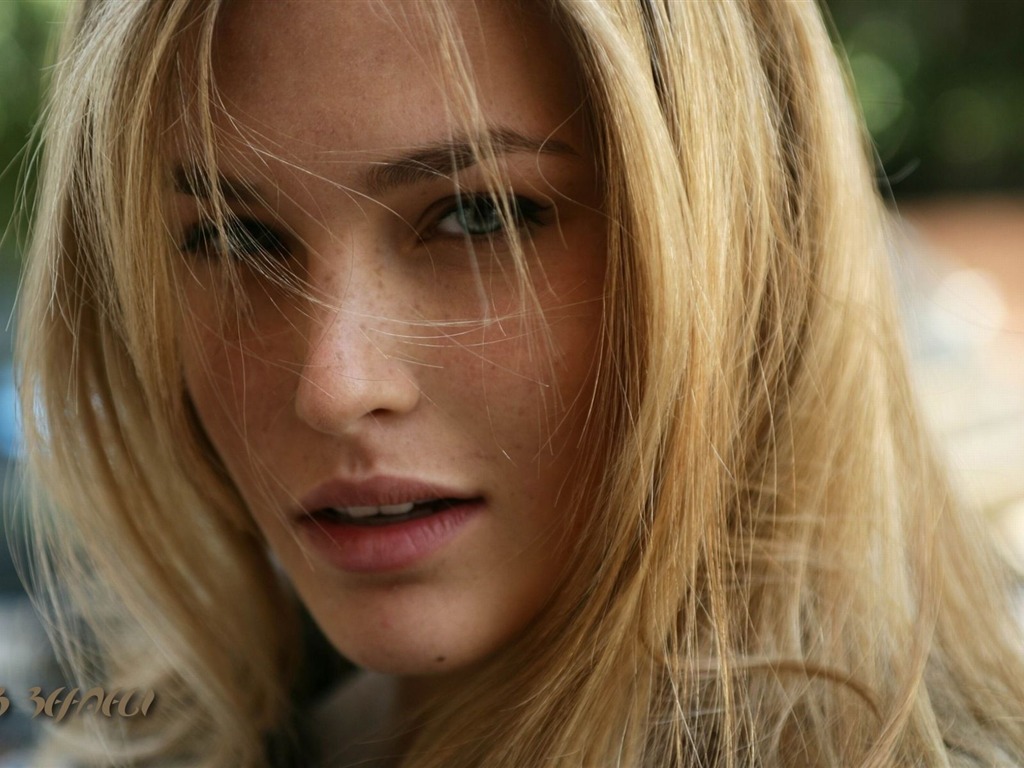 Bar Refaeli #003 - 1024x768 Wallpapers Pictures Photos Images