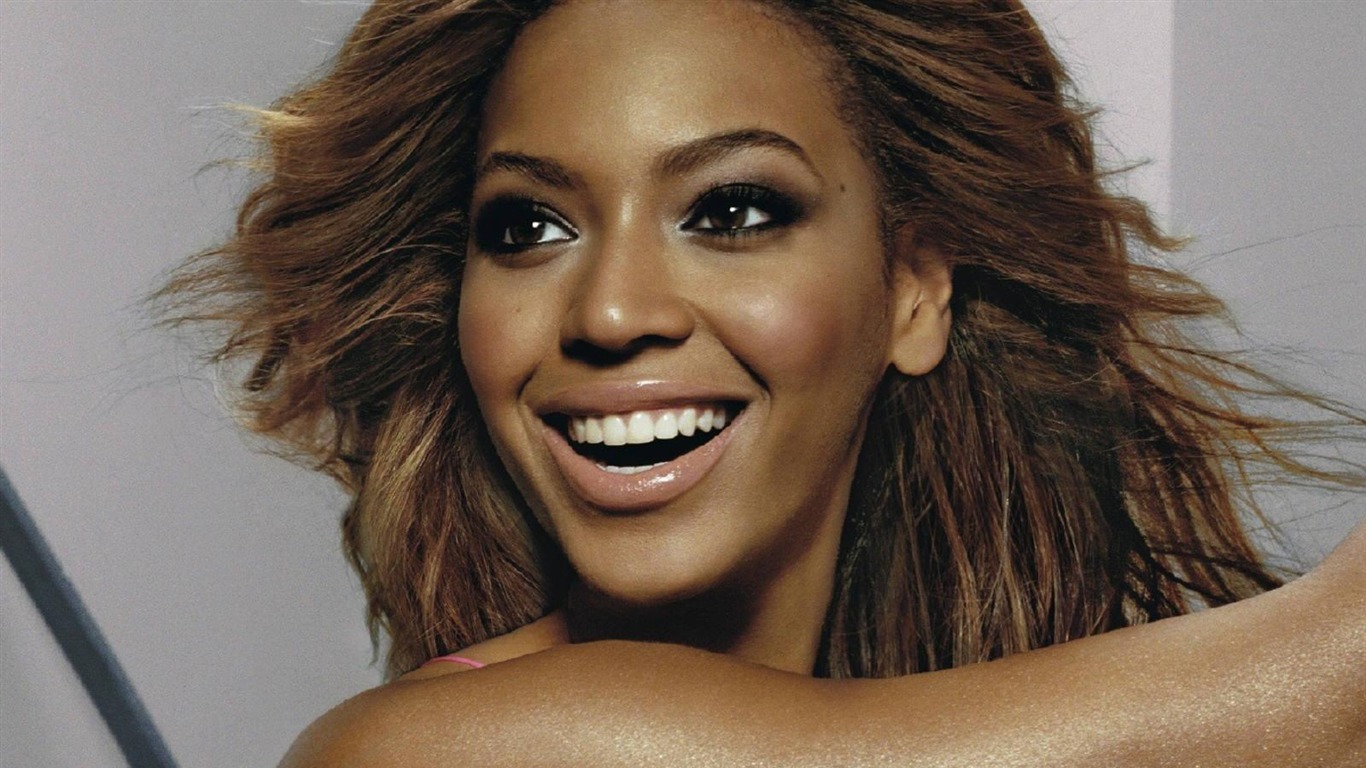 Beyonce Knowles #026 - 1366x768 Wallpapers Pictures Photos Images
