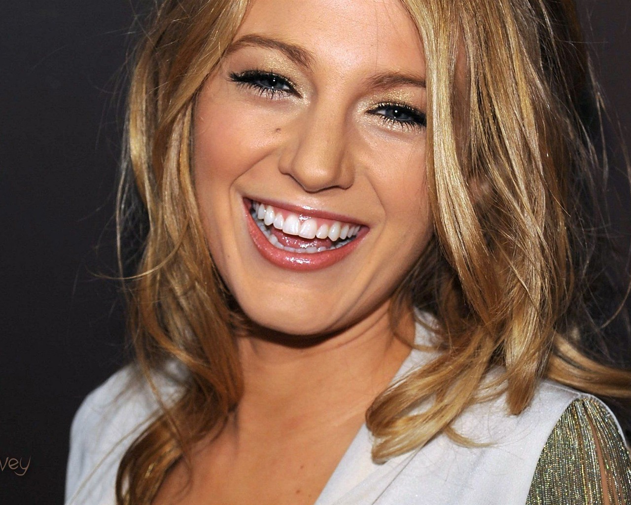Blake Lively #010 - 1280x1024 Wallpapers Pictures Photos Images