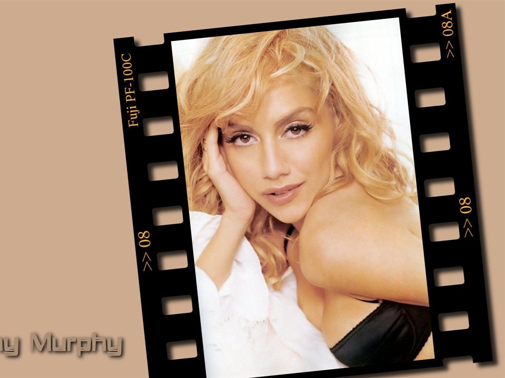 Brittany Murphy #006 - 1024x768 Wallpapers Pictures Photos Images