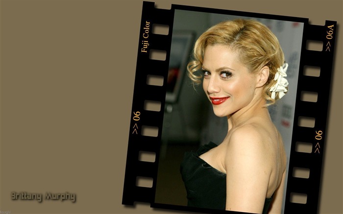 Brittany Murphy #002 Wallpapers Pictures Photos Images Backgrounds