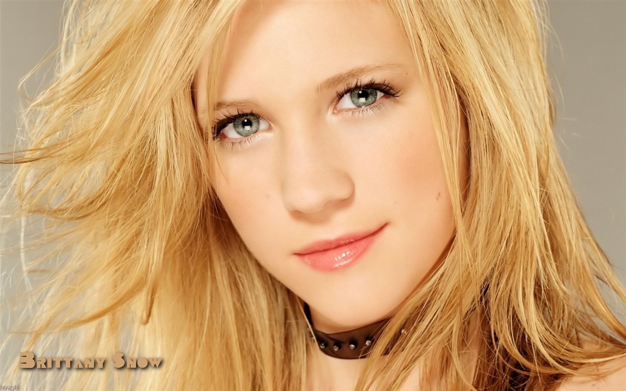 Brittany Snow #001 - 1280x800 Wallpapers Pictures Photos Images
