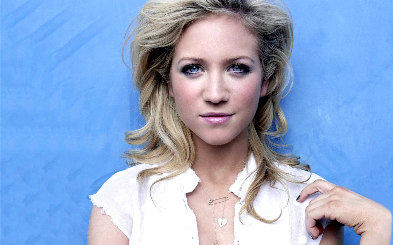 Brittany Snow #005 - 1280x800 Wallpapers Pictures Photos Images