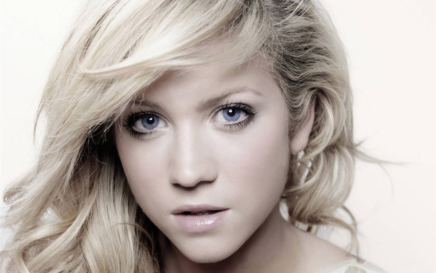 Brittany Snow #012 - 1440x900 Wallpapers Pictures Photos Images