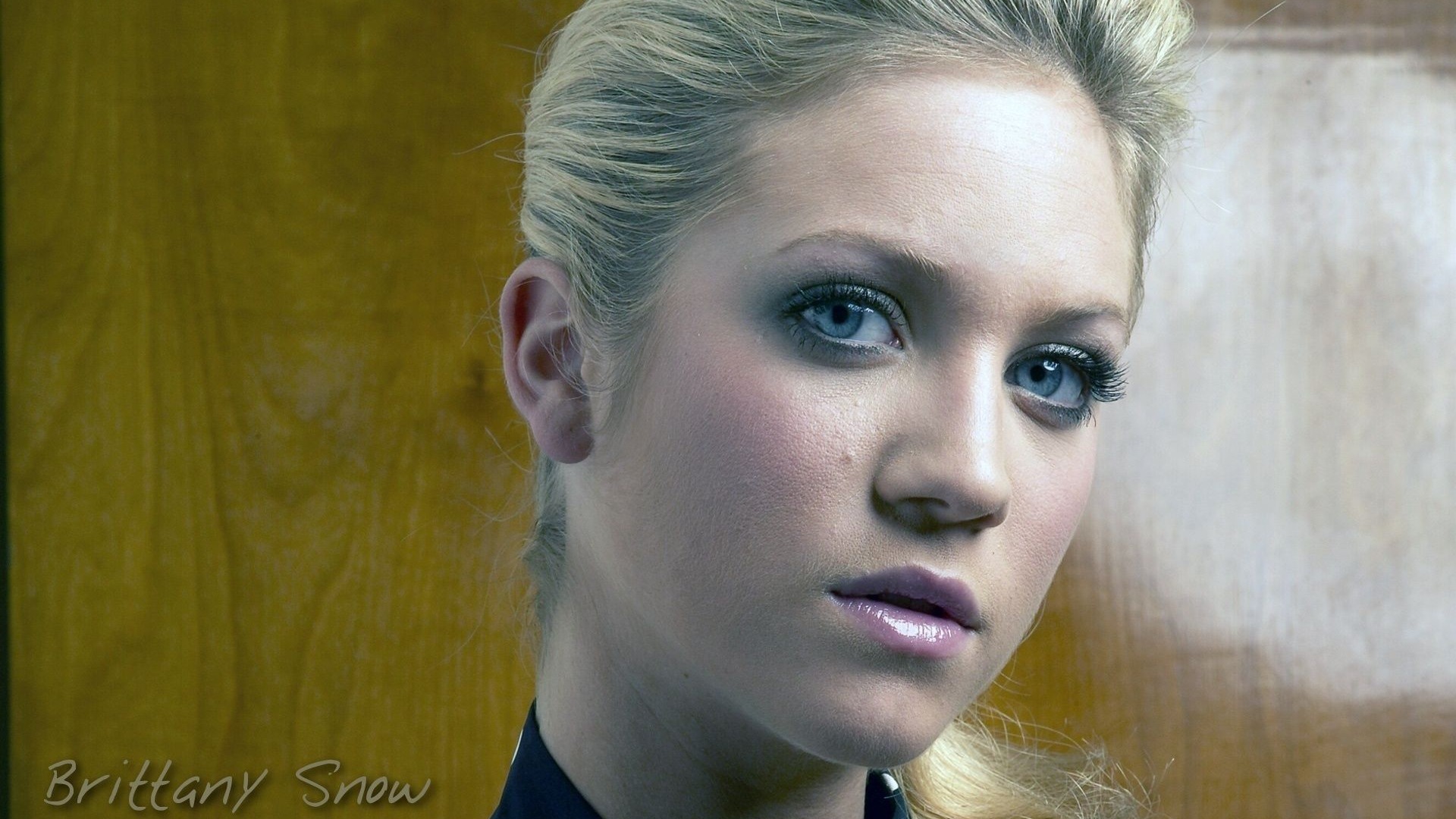 Brittany Snow #008 - 1920x1080 Wallpapers Pictures Photos Images