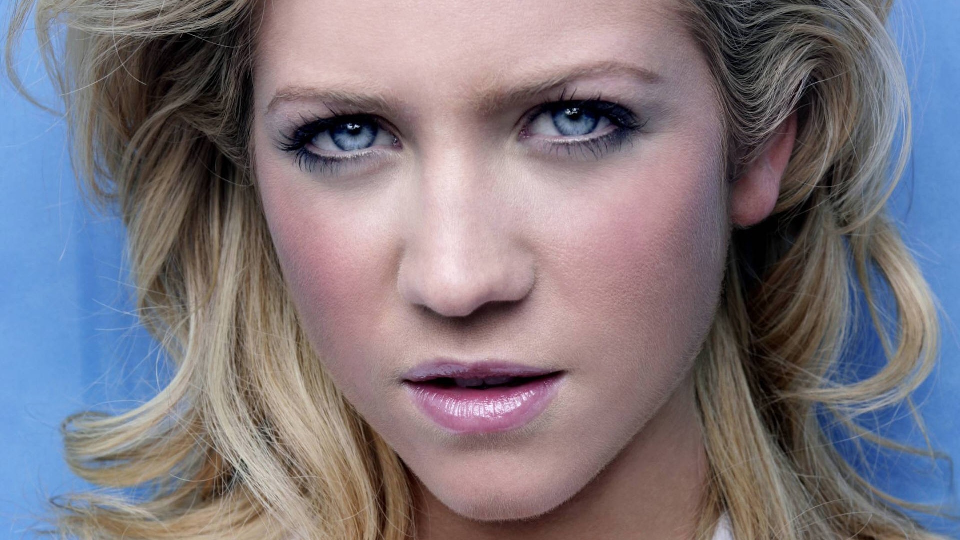 Snow wallpapers / Wallpaper Download - Brittany Snow #013 - 1920x1080 ...