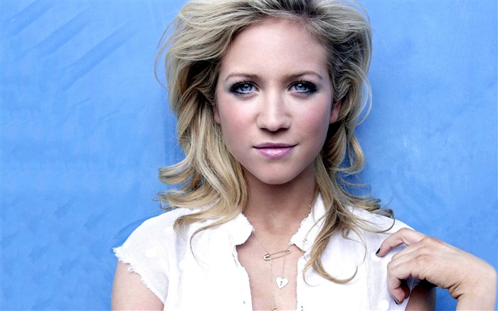 Brittany Snow #005 Wallpapers Pictures Photos Images Backgrounds