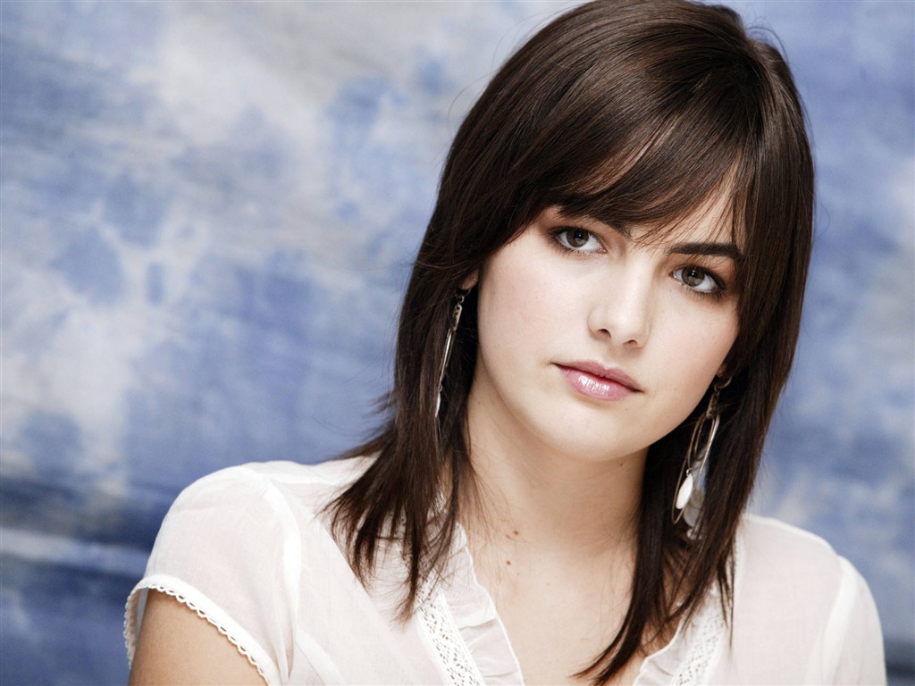 Camilla Belle #003 - 1024x768 Wallpapers Pictures Photos Images