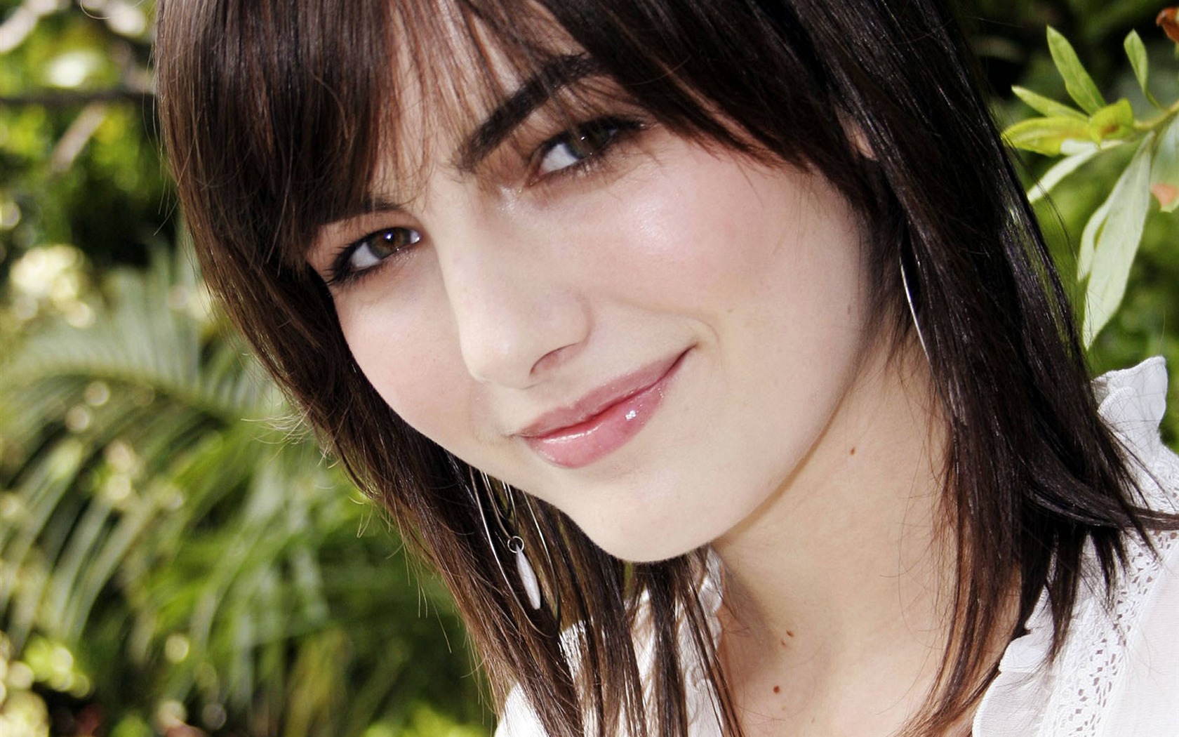Camilla Belle #005 - 1680x1050 Wallpapers Pictures Photos Images