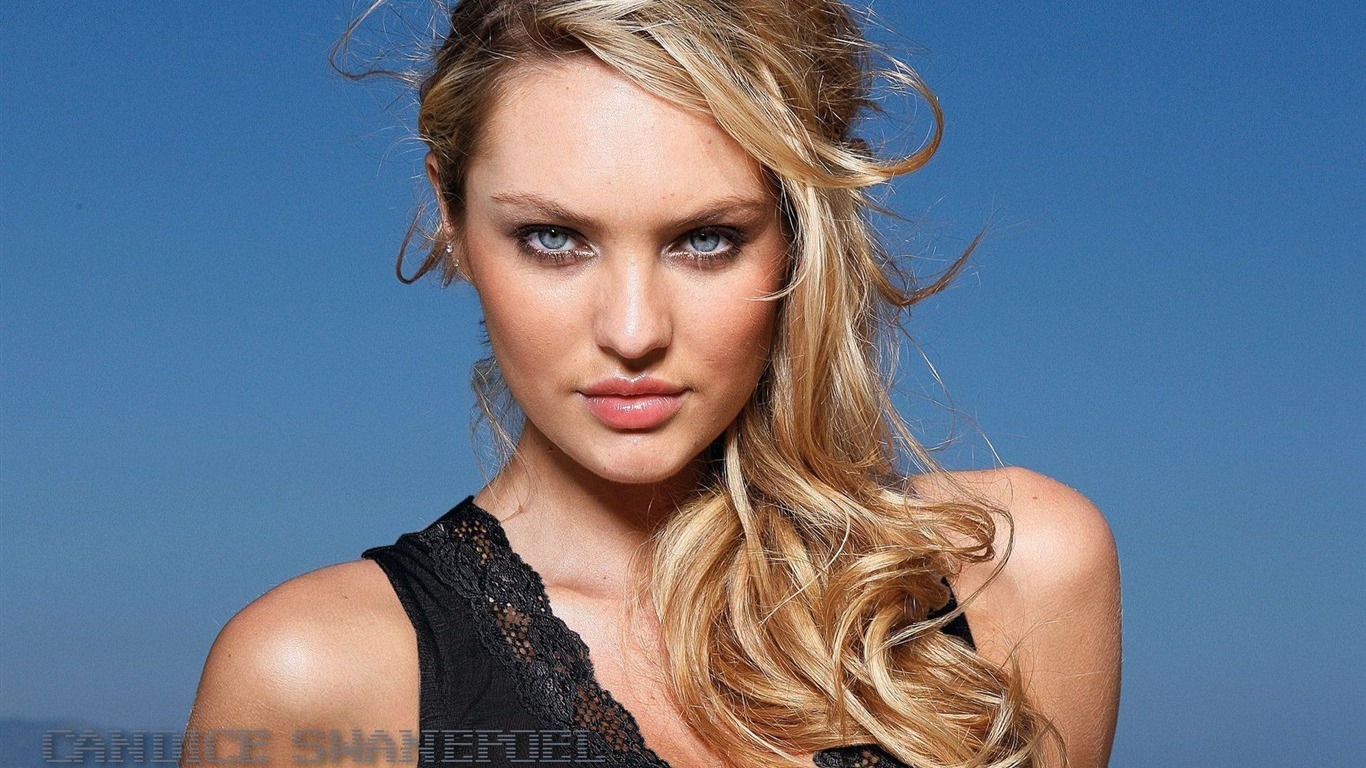 Candice Swanepoel #028 - 1366x768 Wallpapers Pictures Photos Images